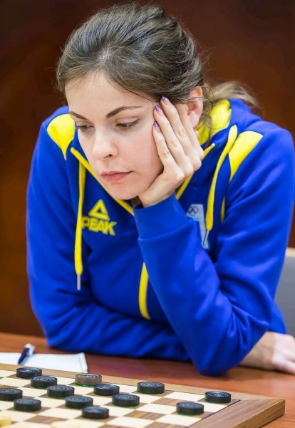 Шашки. Одесситка завоевала медаль чемпионата мира по международным шашкам