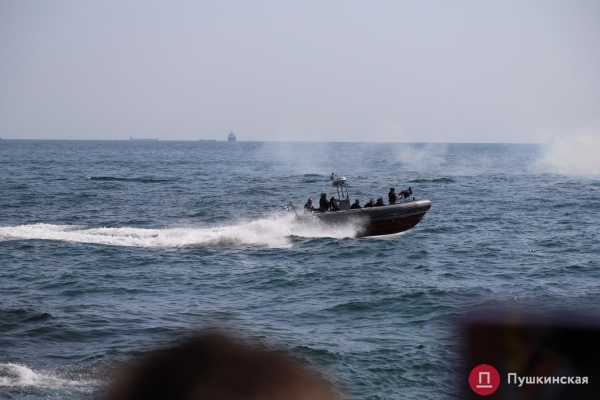Военно-морской парад ко Дню независимости в Одессе: как это было. Фоторепортаж