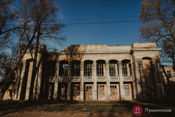 Нетуристическая Одесса, часть 3: поселок Большевик — район, который застыл во времени. Фоторепортаж