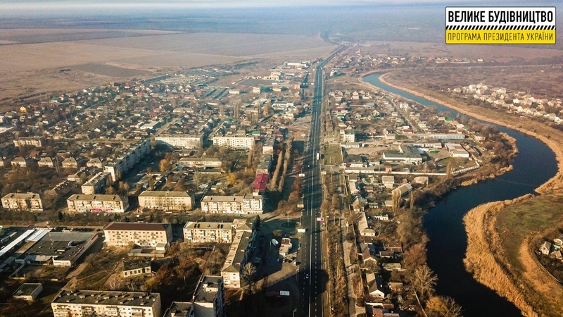 У Павлограді за програмою «Велике будівництво» відремонтували 12-кілометрову центральну вулицю