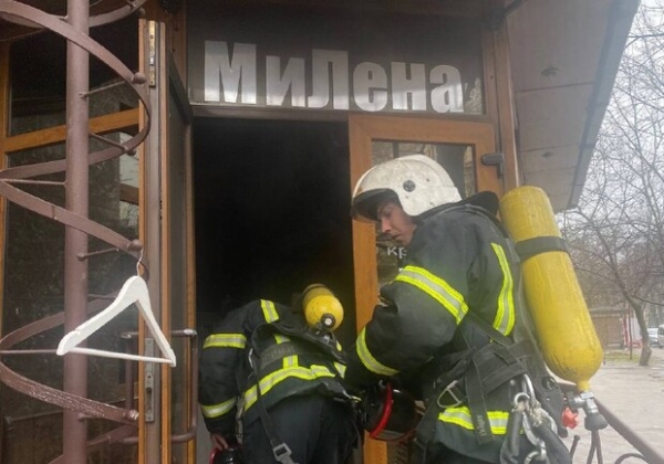 В центре Одессы загорелся салон красоты