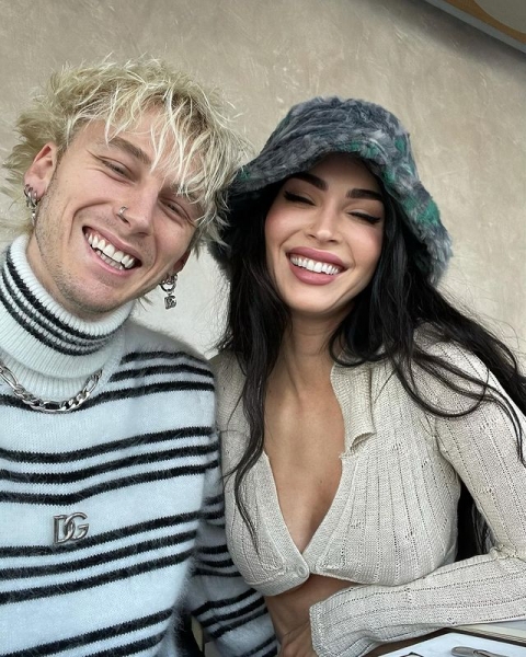 Меган Фокс и Machine Gun Kelly отправились в романтическое путешествие на озере Комо