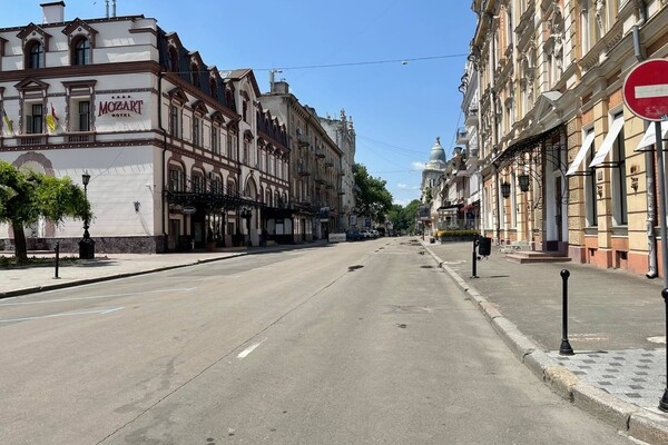 Освободили проход к Оперному, но Приморский еще закрыт: что демонтировали в центре Одессы