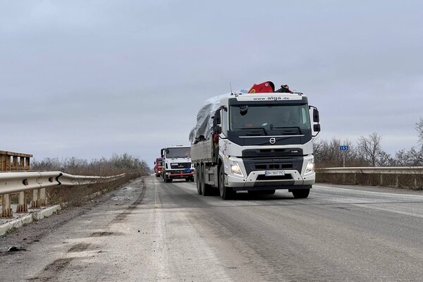 Как Одесса помогает освобожденному Херсону