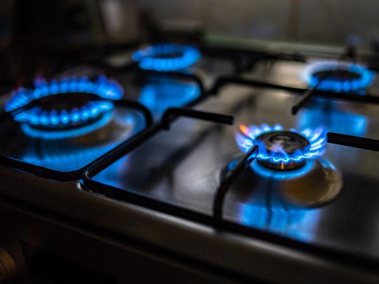 Дякуємо теплій зимі: ціни на газ у Європі впали до довоєнного рівня