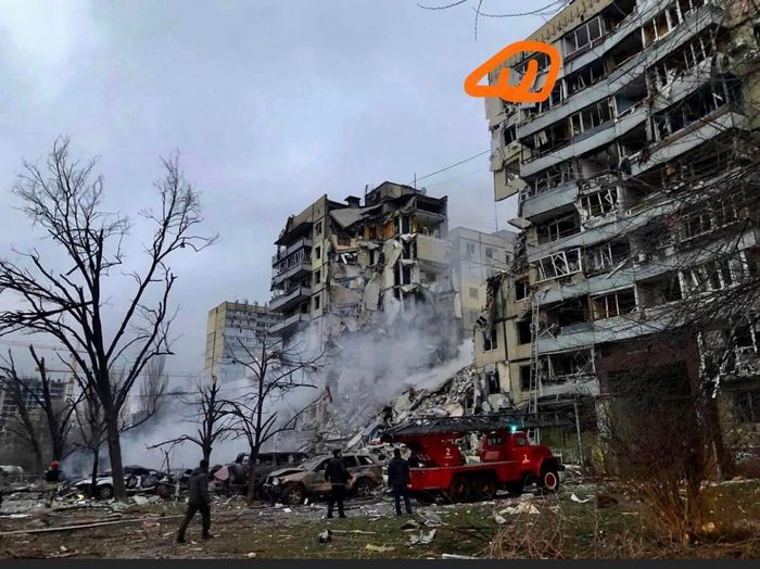 Три години стискав рану дружини, аби зупинити кровотечу: подружжя у Дніпрі дивом вижило під час ракетного удару