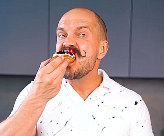 Маринована черешня від судді &laquo;Мастер Шефа&raquo; Ярославського: легко, незвично і&nbsp;смачно (відео)