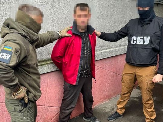 Наводив комплекси С-300 терористів на позиції ЗСУ: в Донецькій області затримано ворожого агента