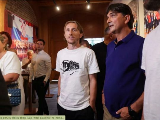 Знаменитий футбольний тренер відкрив унікальний ресторан: на&nbsp;презентацію навідався володар &laquo;Золотого м'яча&raquo; (відео)