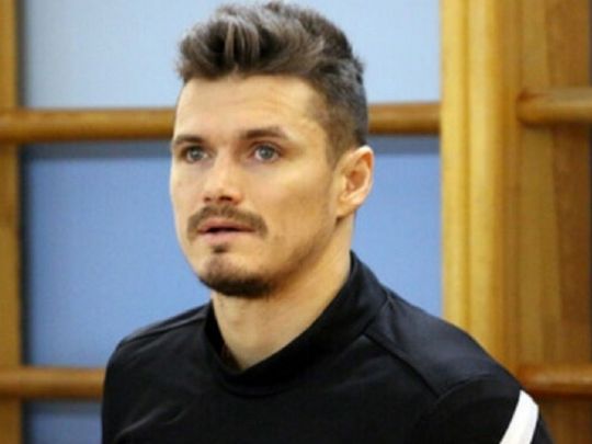 У&nbsp;стилі Зідана: футболіст українського клубу вдарив головою арбітра в&nbsp;груди під час матчу (відео)