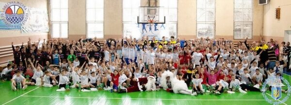 В одеський СДЮСШОР імені Літвака відбулося велике спортивне свято для дітей В одеський СДЮСШОР імені Літвака відбулося велике спортивне свято для дітей