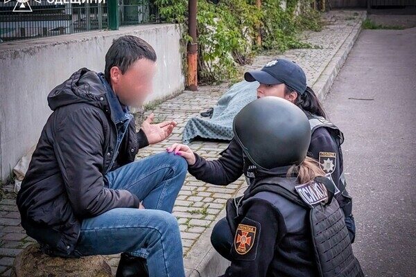 Оккупанты ударили баллистикой по Одессе: пострадали 29 человек, четверо погибли (обновляется) Оккупанты ударили баллистикой по Одессе: пострадали 29 человек, четверо погибли (обновляется)
