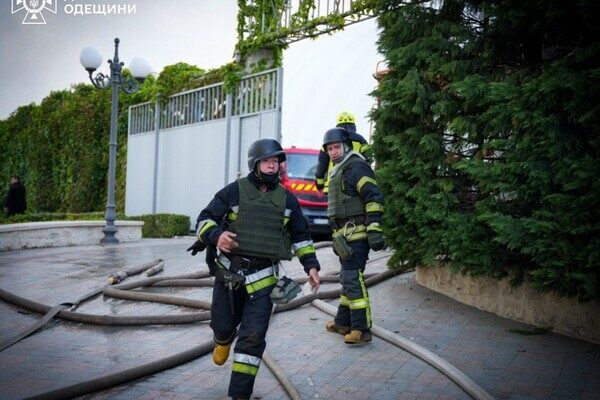 Оккупанты ударили баллистикой по Одессе: пострадали 29 человек, четверо погибли (обновляется) Оккупанты ударили баллистикой по Одессе: пострадали 29 человек, четверо погибли (обновляется)