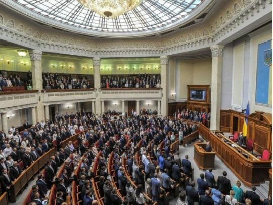 Нардепи партії Порошенка за&nbsp;війну заробили, як&nbsp;вся Верховна Рада разом