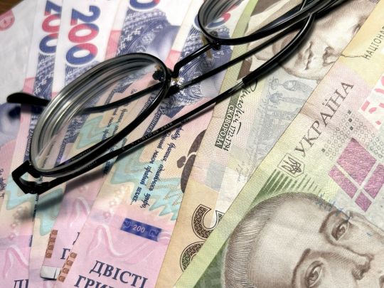 В Україні за 2 місяці зросла середня зарплата: скільки отримують українці — 24 000 чи 19 400 гривень, і як це вплине на пенсію