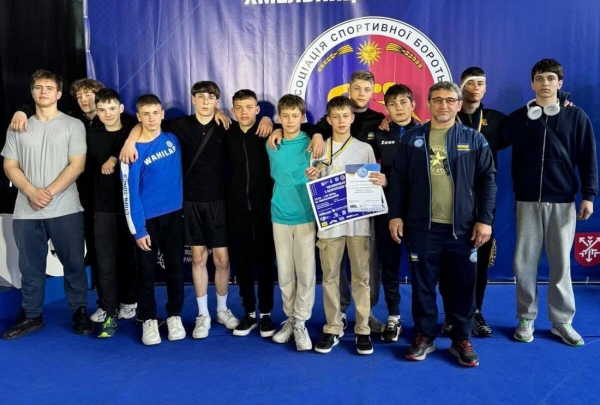 Вільна боротьба. Спортсмени з Одещини привезли з Чемпіонату України (U15) шість нагород
