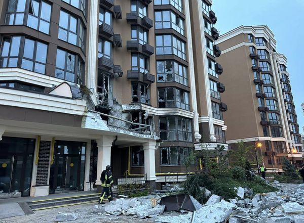 Ворог вночі атакував Київ, Запоріжжя та низку мирних міст України: є загиблі та постраждалі