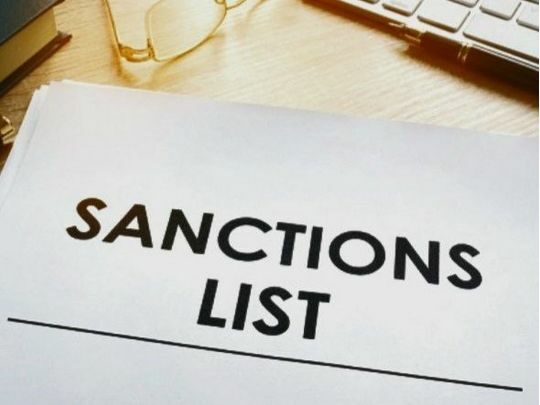 Останнє санкційне попередження: хто наступний у черзі після Дмитрука й Ряшина?