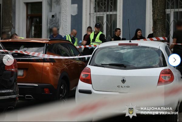 Застрелив дружину і&nbsp;наклав на&nbsp;себе руки: кривава сімейна драма розігралася на&nbsp;одній з&nbsp;вулиць Житомира (фото)