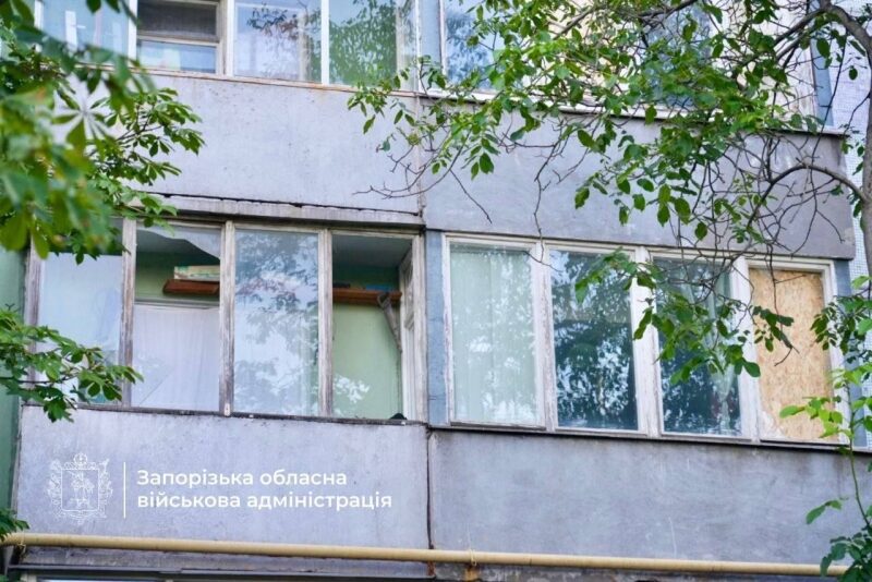 Окупанти вночі атакували Запоріжжя: є&nbsp;поранені, зруйновані будинки