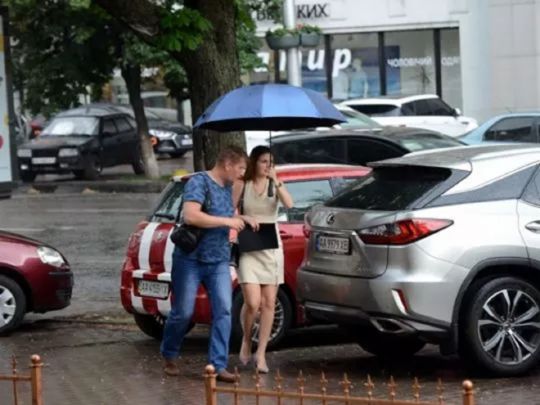 Спека відступає&nbsp;&mdash; готуйте парасольки: погода в&nbsp;Україні різко змінюється