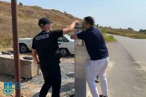 В Одессе чиновники препятствовали доступу к морю: дело расследуют правоохранители В Одессе чиновники препятствовали доступу к морю: дело расследуют правоохранители