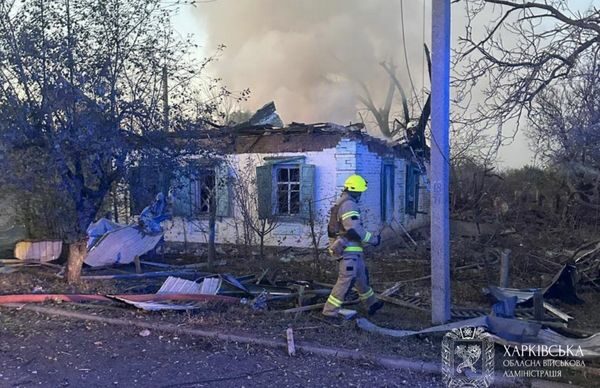 Окупанти вдарили по Лозовій на Харківщині: бомба пролетіла 130 км
