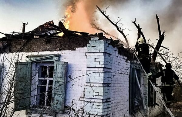 Окупанти вдарили по Лозовій на Харківщині: бомба пролетіла 130 км