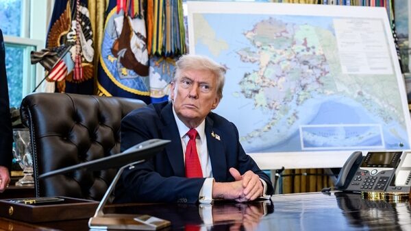 Трамп отложил встречу с Путиным