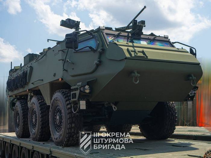 Україна отримала від Латвії понад 20 бронетранспортерів: це не перша поставка в поточному році