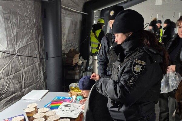 В Одессе БпЛА упал на дом: вспыхнул пожар (обновлено) В Одессе БпЛА упал на дом: вспыхнул пожар (обновлено)