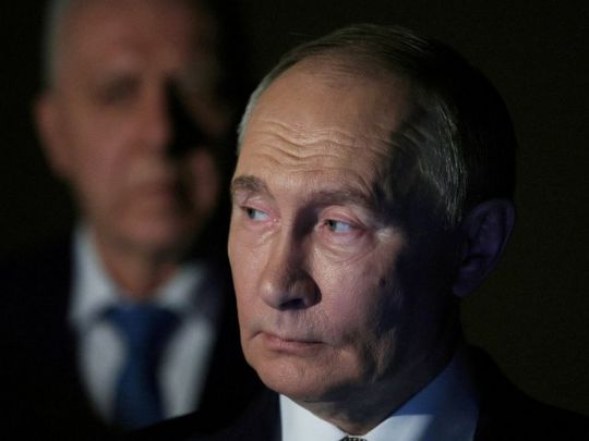 путін грає в довгу гру з Трампом щодо України й задоволений результатами — ЗМІ