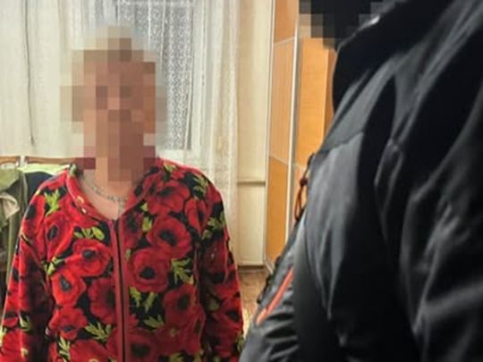 Сотні тисяч доларів та фіктивні довідки за ухилення від мобілізації: СБУ викрила голову ВЛК (фото)