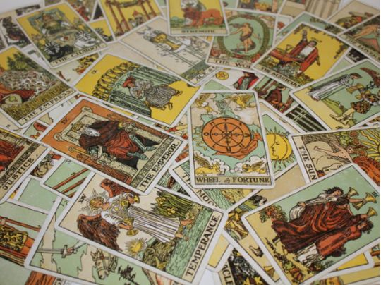 Близнюкам&nbsp;&mdash; &laquo;Маг&raquo; та&nbsp;плани на&nbsp;майбутнє, Скорпіонам&nbsp;&mdash; &laquo;Смерть&raquo; та&nbsp;весняне оновлення: Таро-прогноз на&nbsp;1 березня