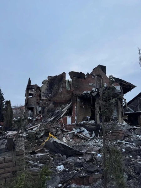 Дім перетворився на руїни, діти в лікарні: співак розповів про трагедію своєї сім’ї після російського ракетного удару