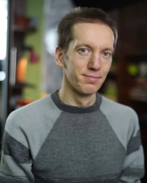&laquo;Почувала&nbsp;б себе набагато гірше, якби не&nbsp;пішла на&nbsp;фронт&raquo;: режисер та&nbsp;небінарна персона Антоніна Романова про чотири роки служби в&nbsp;армії