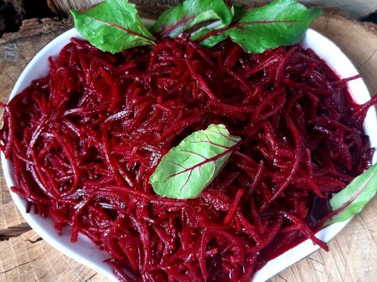 Маринований буряк: делікатес, який усім по кишені