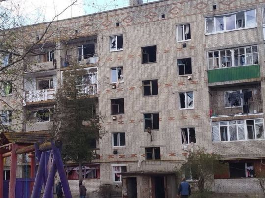 Росія вдарила по українських містах: «прильоти» по житлових будинках, є загиблі та поранені (фото, відео)