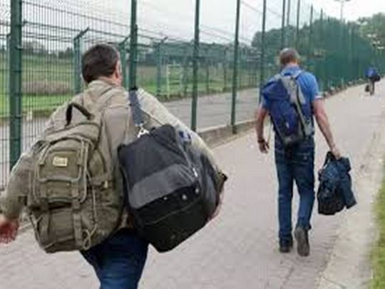 В&nbsp;Україні хочуть змінити правила виїзду для 18&minus;22-річних: у&nbsp;Раді озвучили нову умову