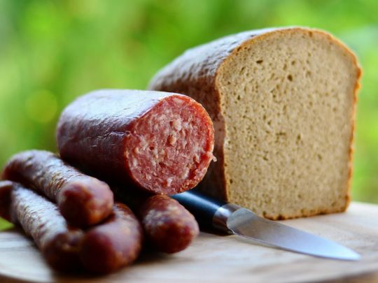 Вже найближчим часом в Україні подорожчають хліб та м'ясні продукти: експерт назвав причину